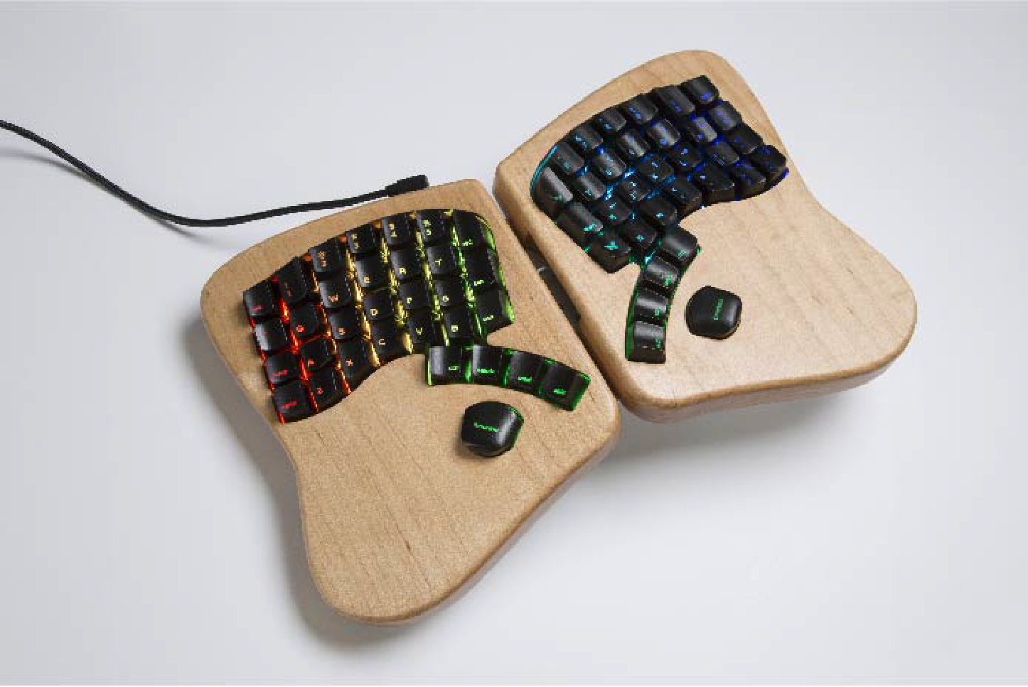 case-study.keyboardio.section-about.img-alt-keyboardio-product-shot